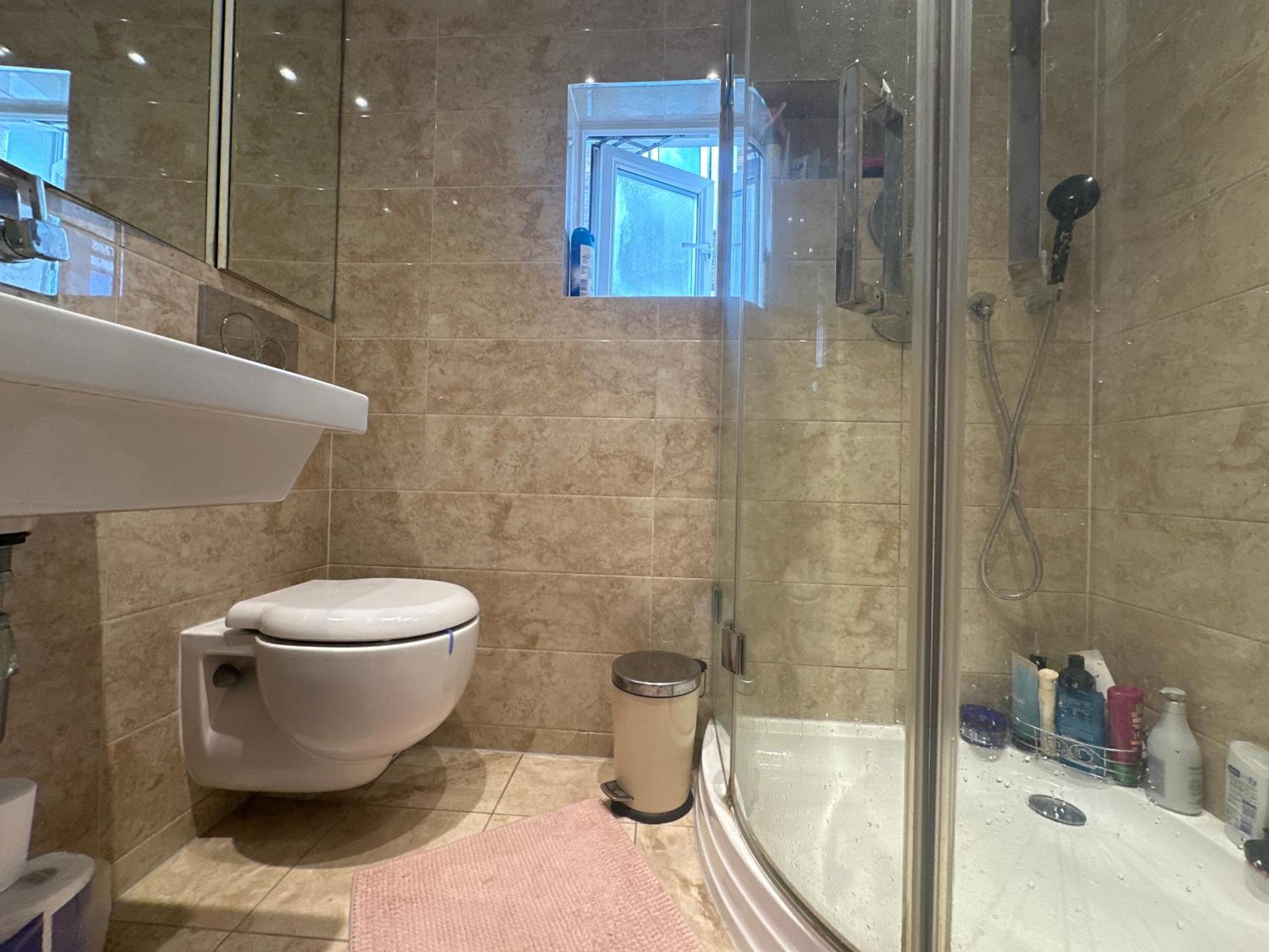 A Lovely Guest Room In West London Exterior foto